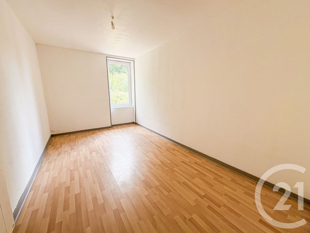 Afficher la photo en grand Appartement F4 à vendre - 5 pièces - 98,40 m2 - Amplepuis - 69 - RHONE-ALPES