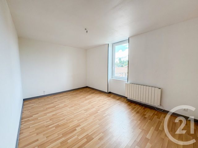 Afficher la photo en grand Appartement F4 à vendre - 5 pièces - 98,40 m2 - Amplepuis - 69 - RHONE-ALPES