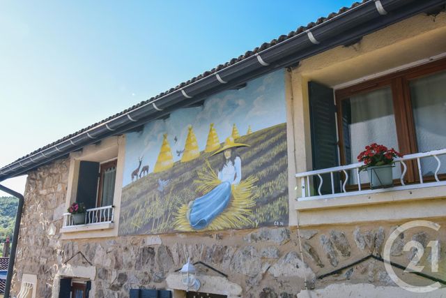 Afficher la photo en grand Maison à vendre - 3 pièces - 76 m2 - St Marcel L Eclaire - 69 - RHONE-ALPES