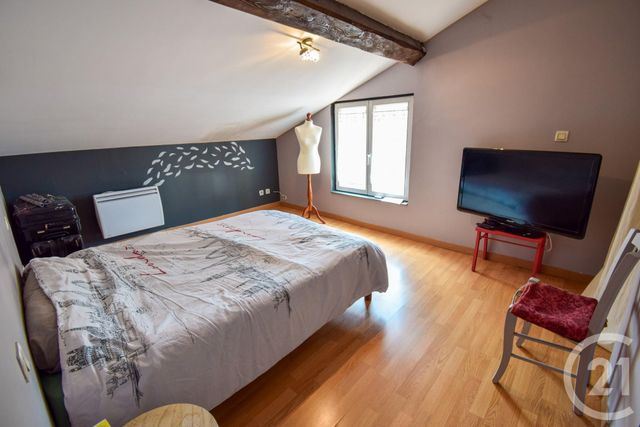Afficher la photo en grand Appartement F5 à vendre - 6 pièces - 156,80 m2 - Tarare - 69 - RHONE-ALPES