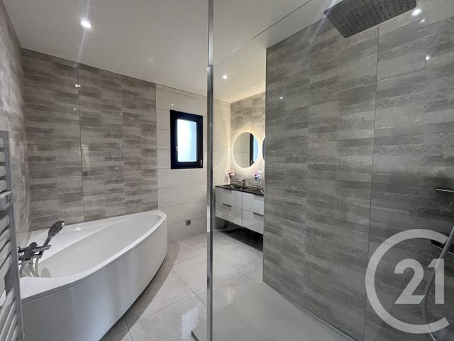 Maison à vendre - 7 pièces - 200 m2 - St Verand - 69 - RHONE-ALPES