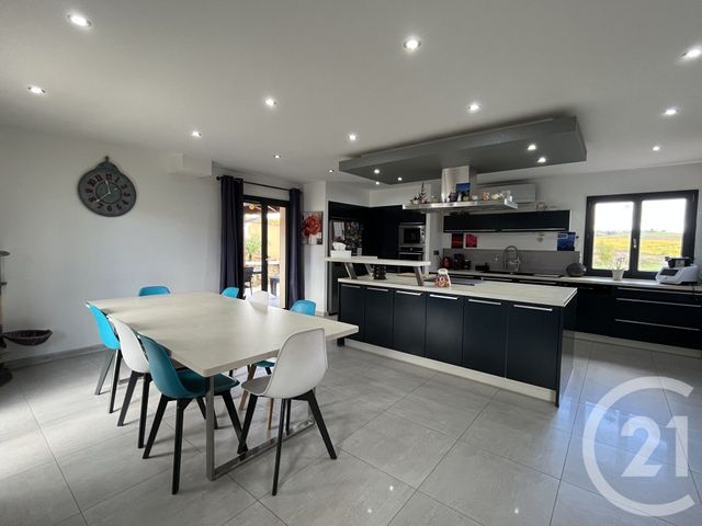 Maison à vendre - 7 pièces - 200 m2 - St Verand - 69 - RHONE-ALPES