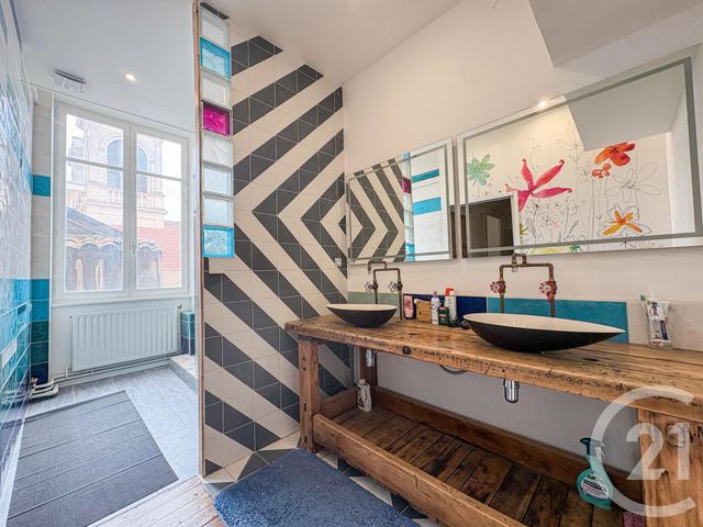 Appartement F7 &agrave; vendre - 7 pi&egrave;ces - 194 m2 - Tarare - 69 - RHONE-ALPES